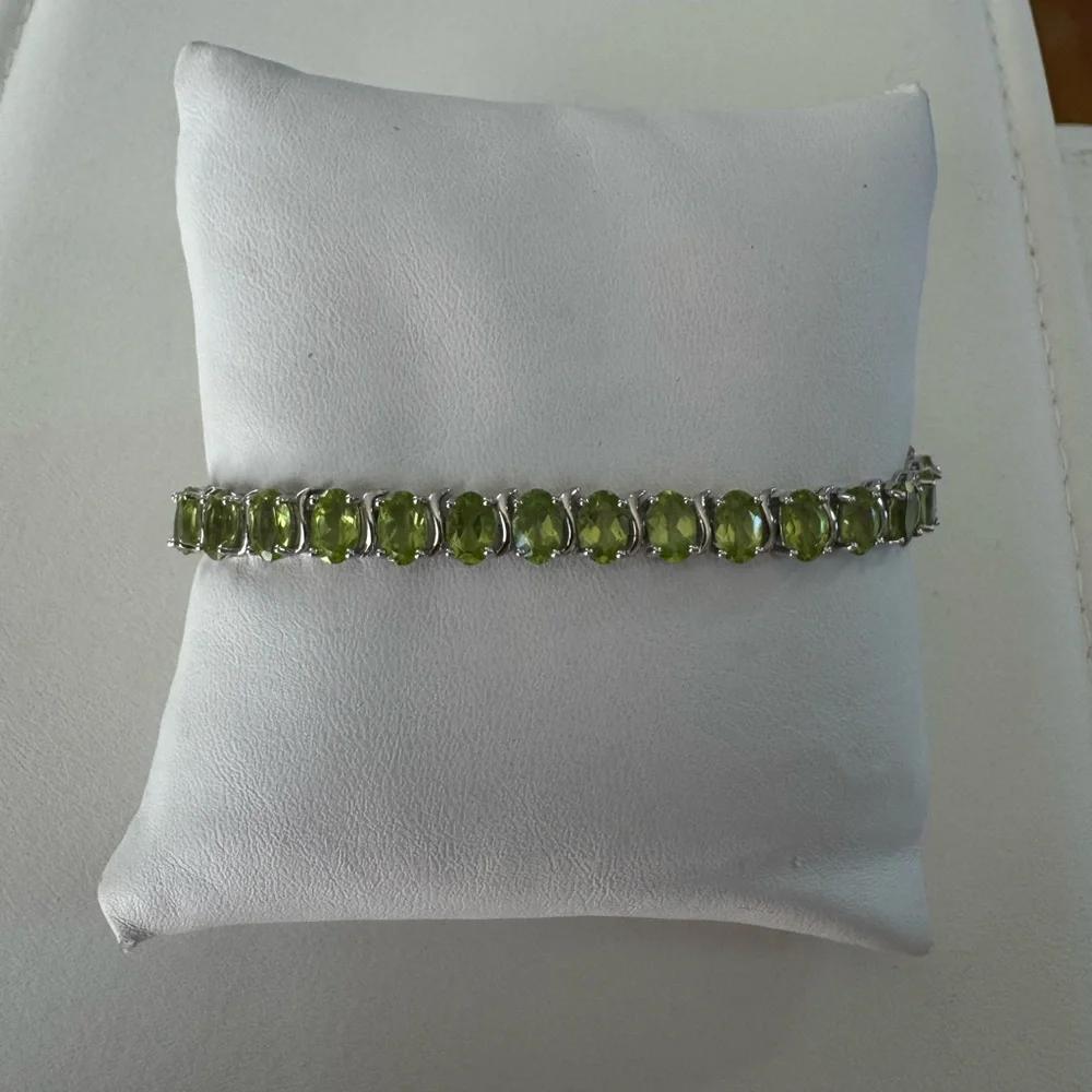 925 Peridot Tennis Bracelet - Picture 3 of 8